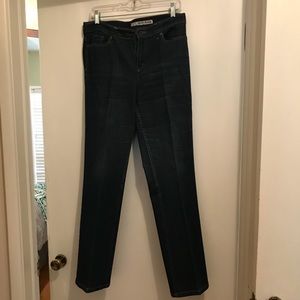 DKNY JEANS
